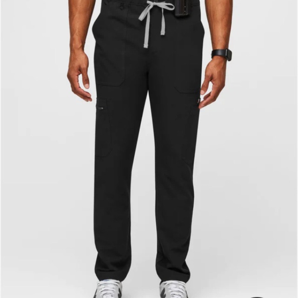 *NWT* FIGS Men’s Cairo Cargo Scrub Pants Large Tall